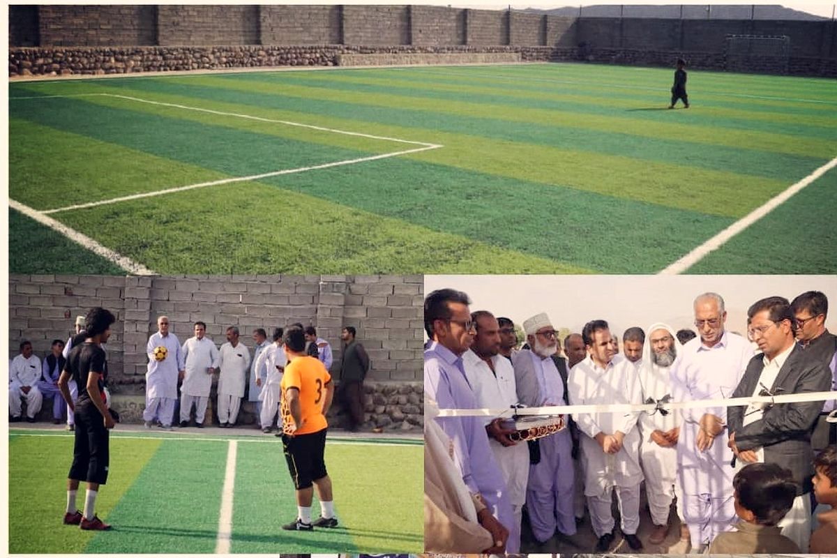 افتتاح زمین مینی فوتبال مصنوعی روستای کاوری بخش گوهرکوه شهرستان تفتان