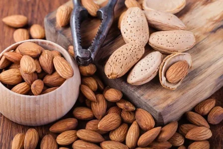 آشنایی با انواع بادام و خاصیت هر کدام + عکس