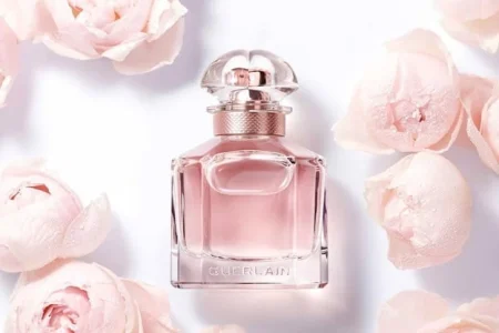 عطر گرلن عود اسنشیال بهتر است یا ادکلن مون گرلن؟