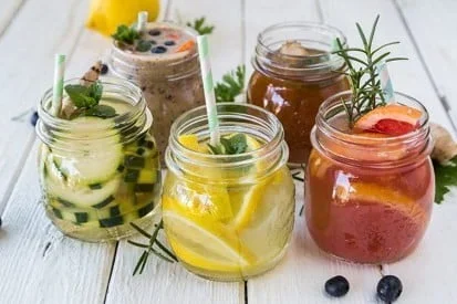 چطور در خانه نوشیدنی انرژی زا درست کنیم؟ چطور در خانه نوشیدنی انرژی زا درست کنیم؟