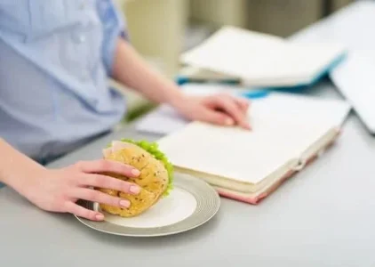 بهترین مولتی ویتامین برای کنکوری ها چیه؟