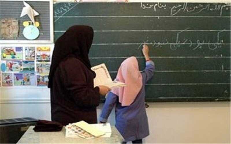 رسالت معلمان فقط آموزش نیست؛ نقش حمایت گری معلم در رشد شخصیتی دانش آموزان