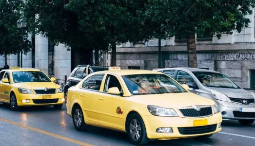 بهترین تاکسی اینترنتی برای رانندگان