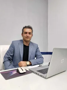 بهترین کلاس زبان در دزفول با آموزشگاه زبان پرتو با مدیریت استاد میثم کلانتریان