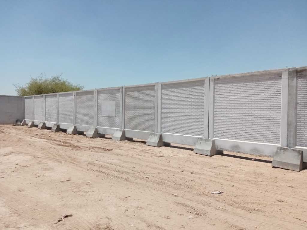 دیوار آماده برای باغ