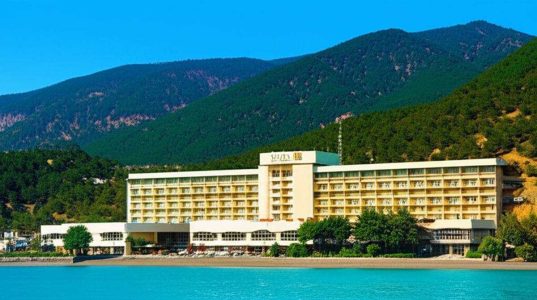 هتل پارسیان خزر چالوس | امکانات، عکس ها، قیمت و رزرو